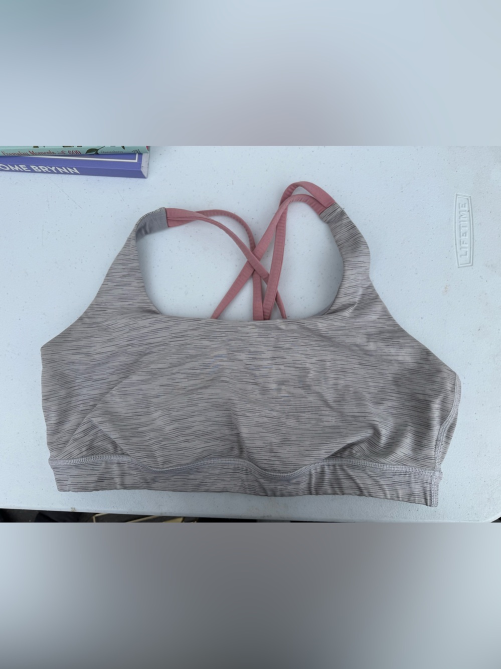 Lululemon sports bra size 14
